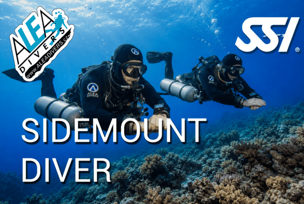 Sidemount diver Specialty Diver