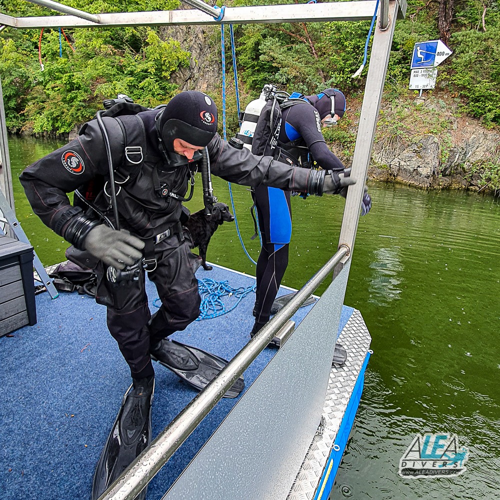 Katamaran Tess ALEA Divers boat