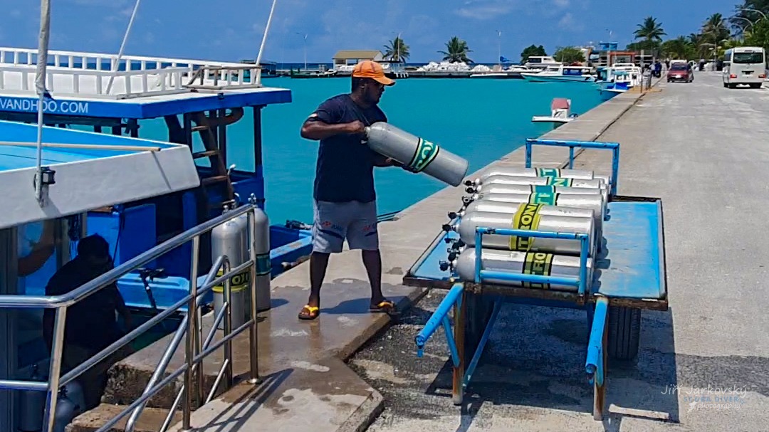 Divemaster job, priprava potapeni